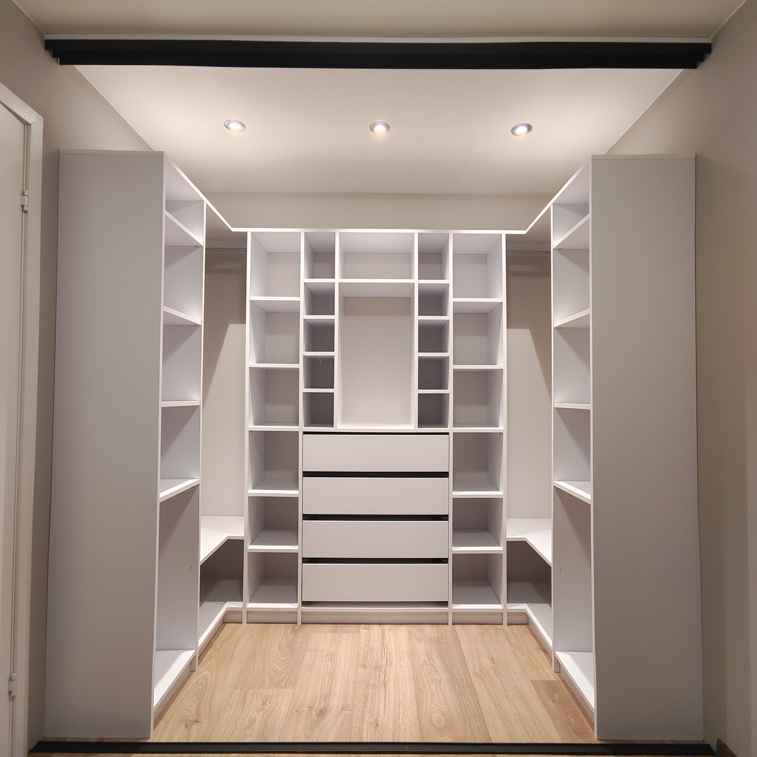 Walk-in garderobe skreddersydd